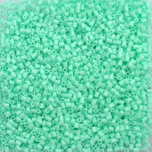 BEADS MINI 2,6 mm bolsa 500 unds aprox - B118 Escarcha