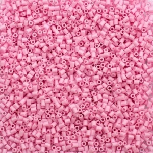 BEADS MINI 2,6 mm bolsa 500 unds aprox - B128 Capullo